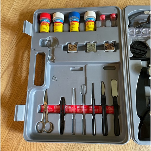 Microscope and Slide Building Set - Picture 5 of 8